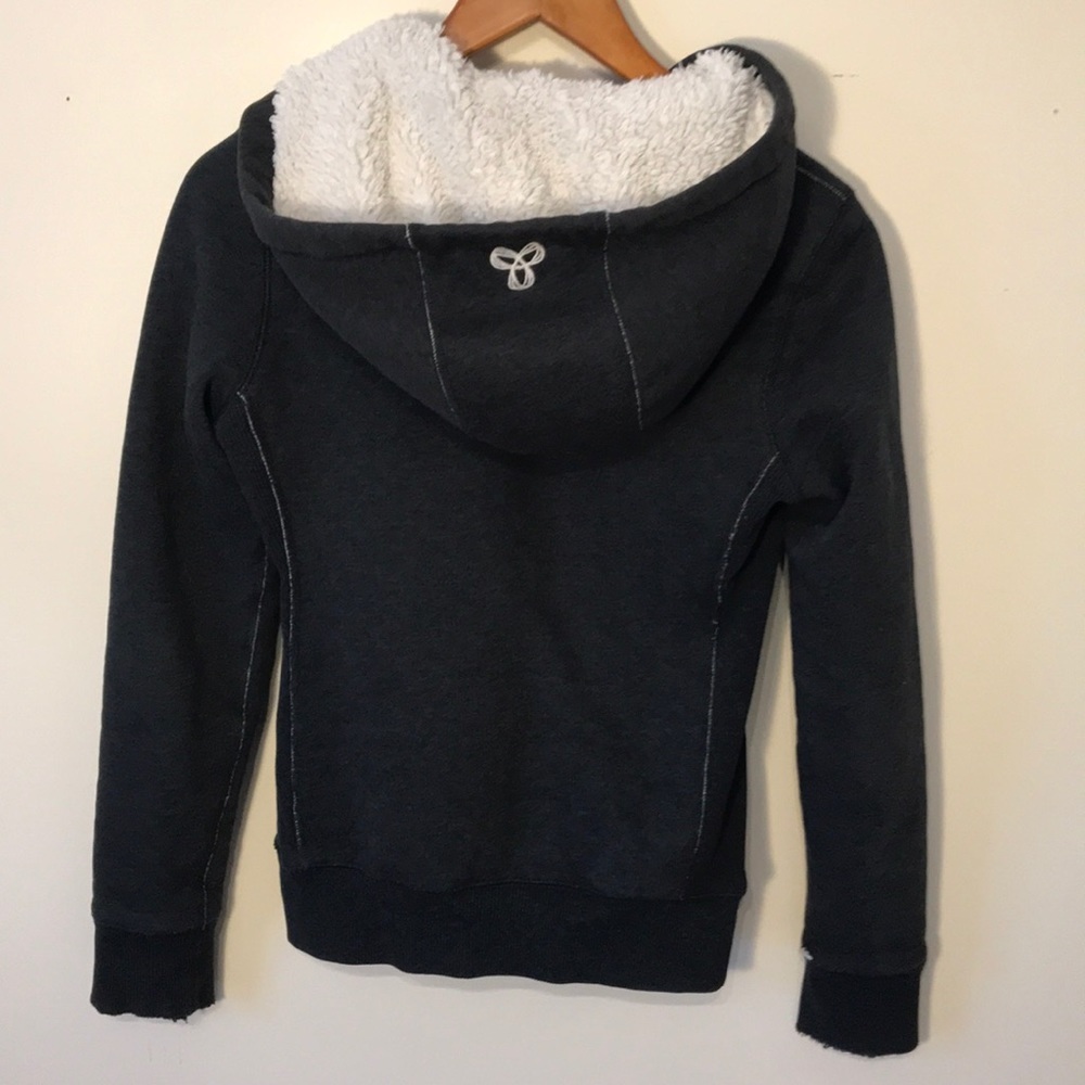TNA (Aritzia) Sherpa Fleece Hoodie - Picture 9 of 10